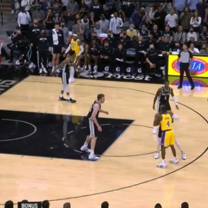  菲尔特主场掌控节奏，稳扎稳打收获三分