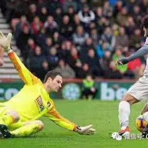  萨拉赫传射建功，利物浦四破伯恩茅斯球门