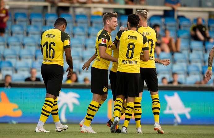  沃尔夫斯堡防守反击制胜稳固德甲中游位置